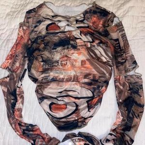 y2k distressed crop top! fits s-m! never worn